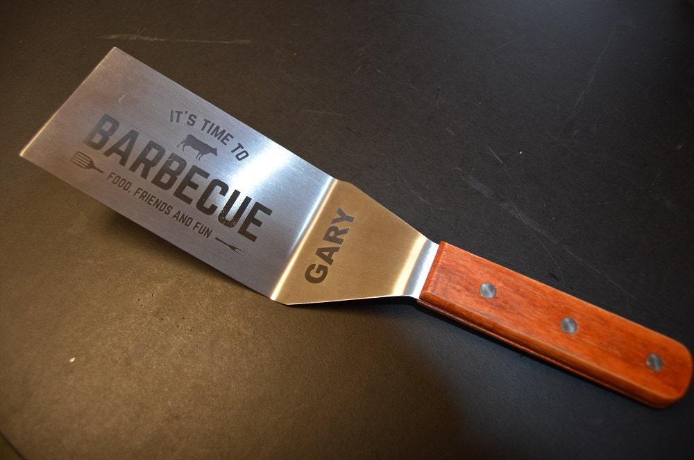 Personalized Grill Spatula with Wood Handle – photo 3